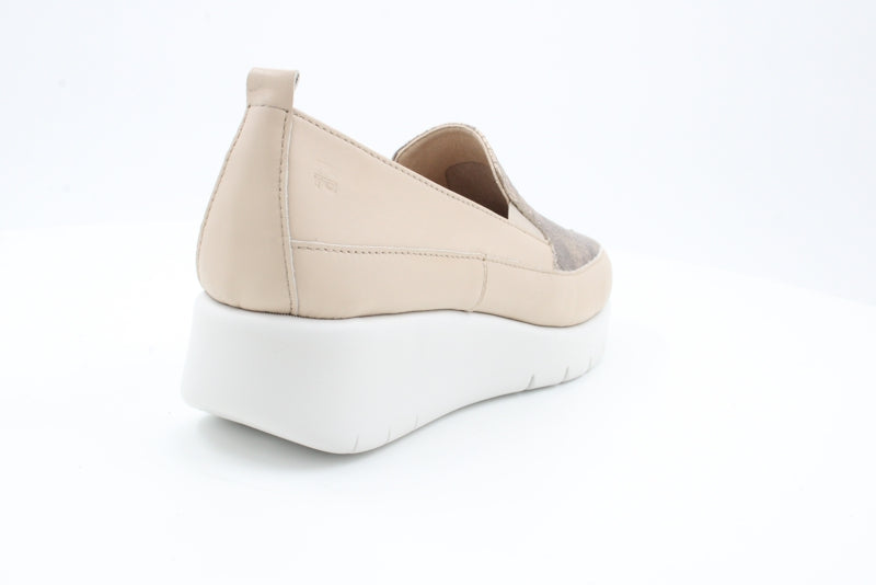 Women's Gold Fly Jump Wedges