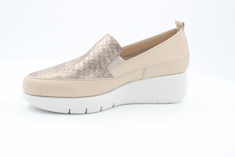 Women's Gold Fly Jump Wedges