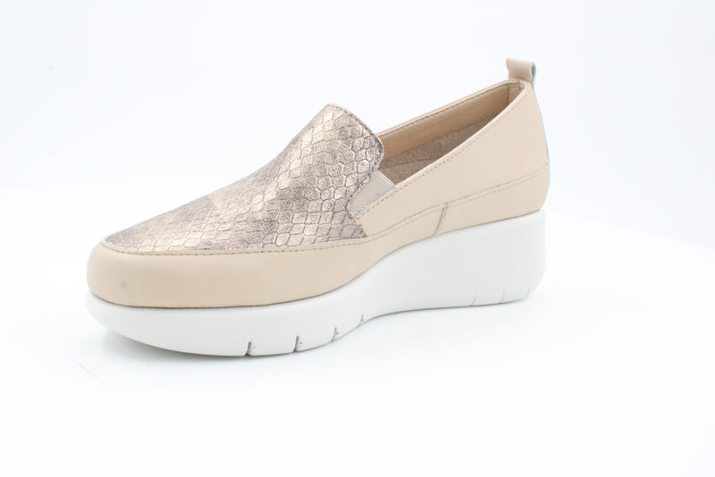 Women's Gold Fly Jump Wedges