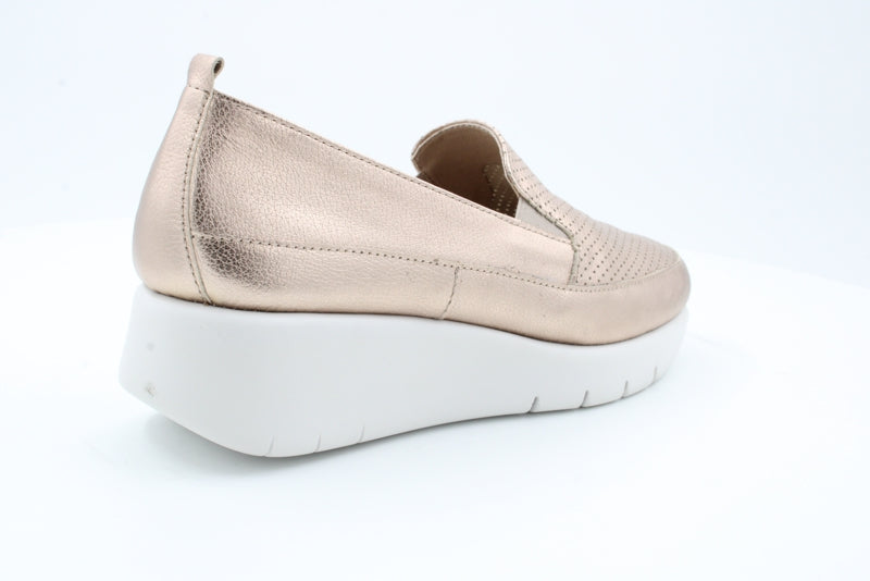 Women's Gold Fly Jump Wedges