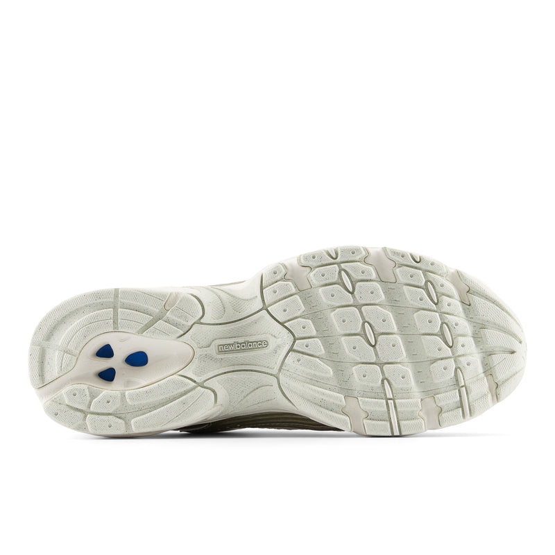 Women's Brown 530 Sneakers