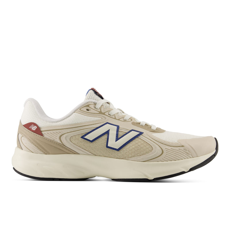 Men's White Amaste Running Shoes