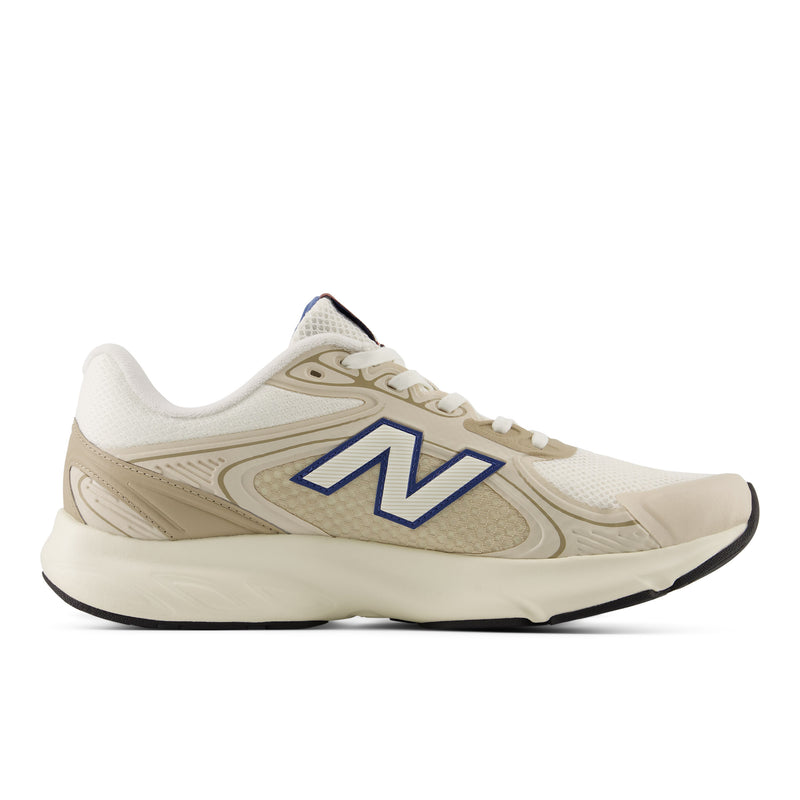 Men's White Amaste Running Shoes