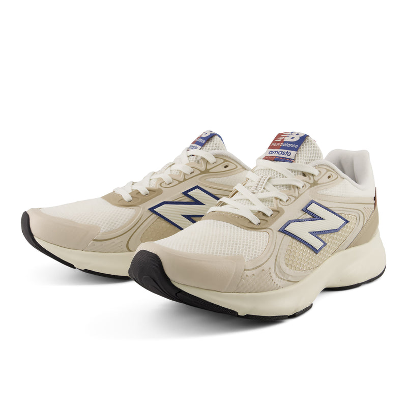 Men's White Amaste Running Shoes