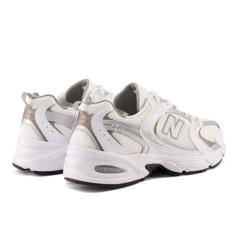 Unisex White 530 Sneakers