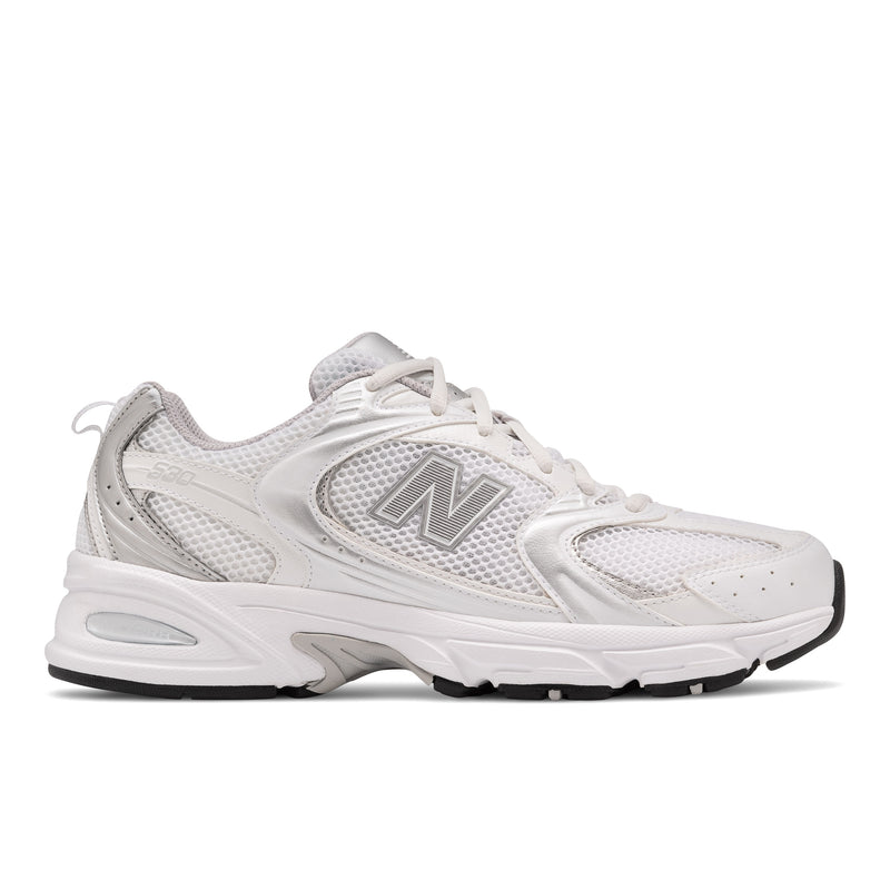 Unisex White 530 Sneakers