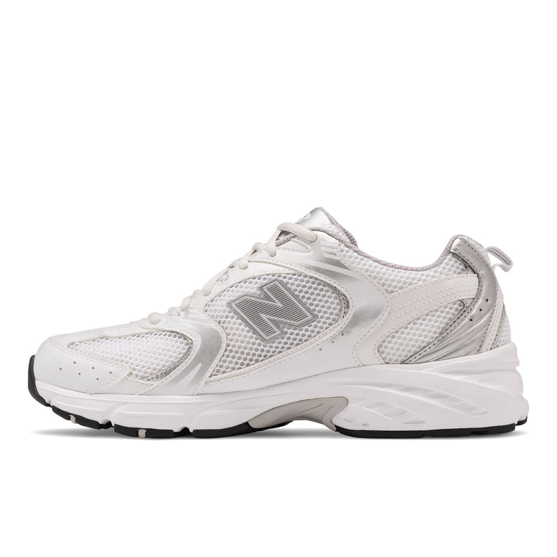 Unisex White 530 Sneakers