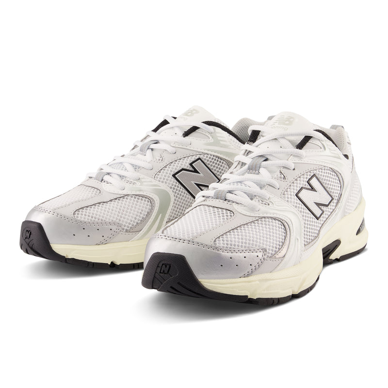 Unisex White 530 Sneakers
