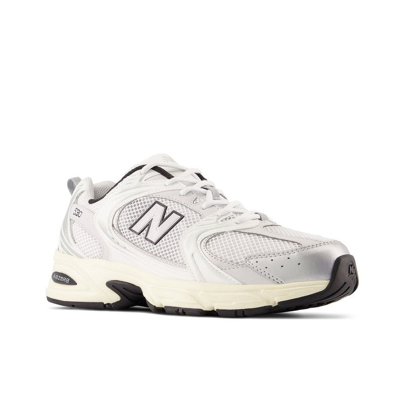 Unisex White 530 Sneakers